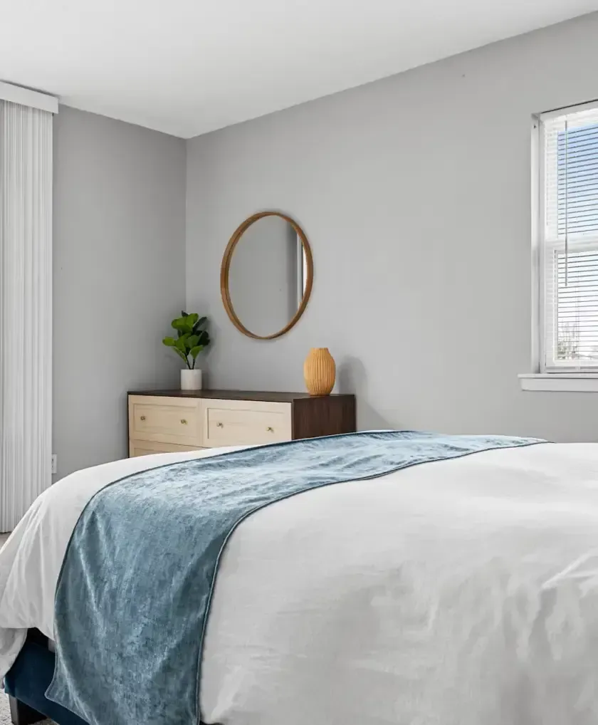 غرفة مع شرفة وجاكوزي (STDJ)