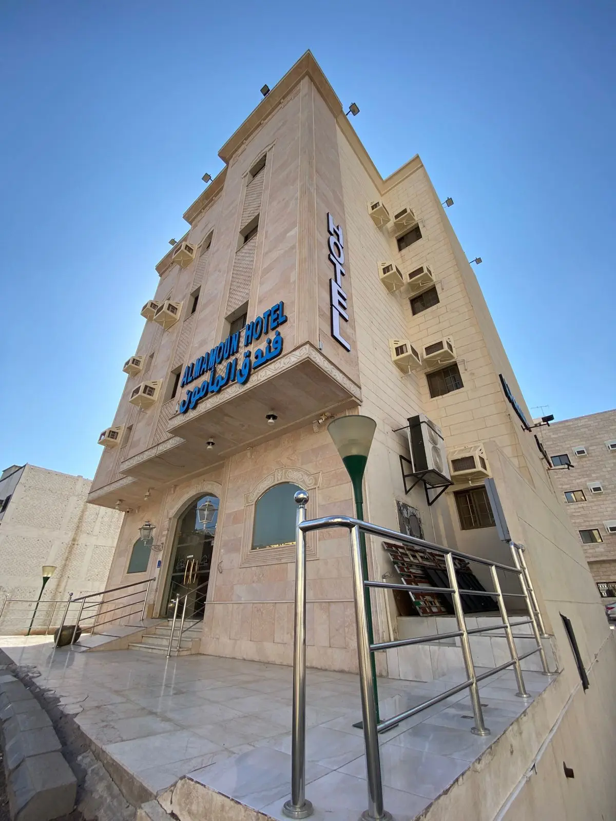 حفاوة المنتجع